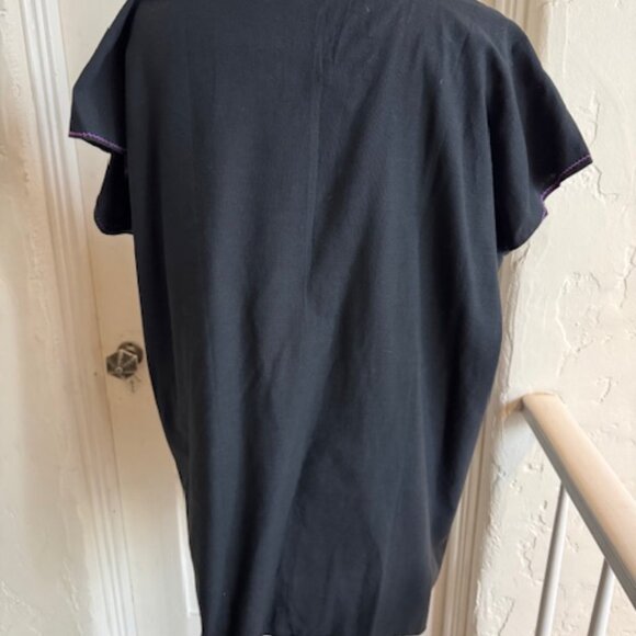 Mexican Vintage Bohemian Black with Vibrant Embroidered Flowers Bouse Size XL - Picture 6 of 7